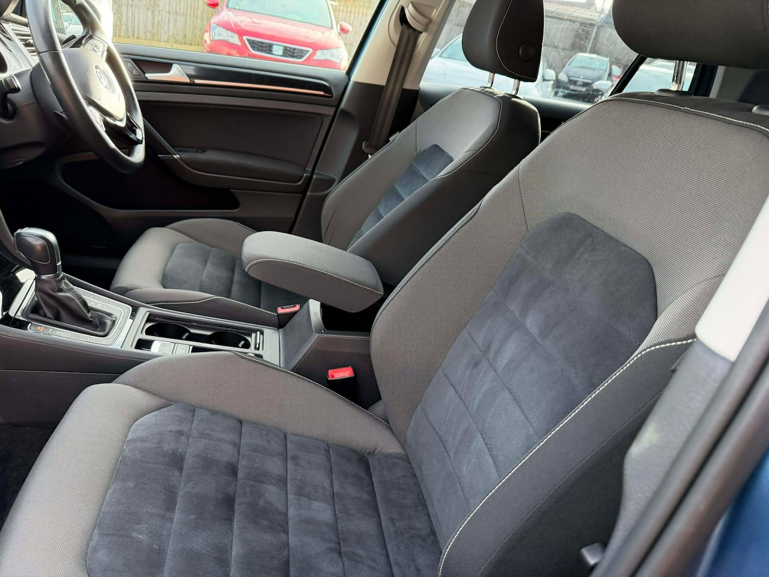 Used Volkswagen Golf 2014 for sale - 76958848: Photo 15