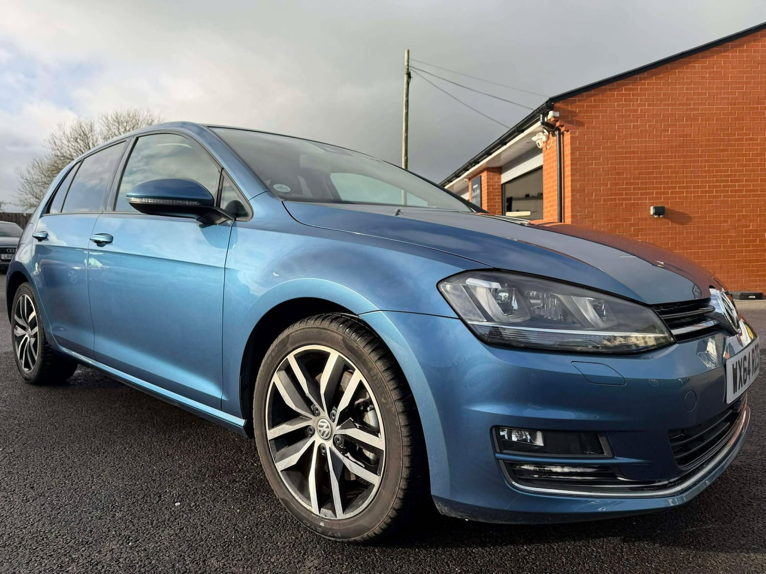 Used Volkswagen Golf 2014 for sale - 76958848: Photo 2