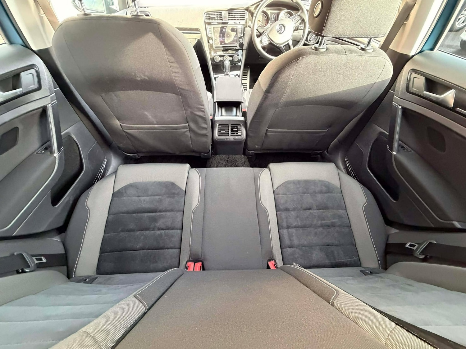 Used Volkswagen Golf 2014 for sale - 76958848: Photo 21