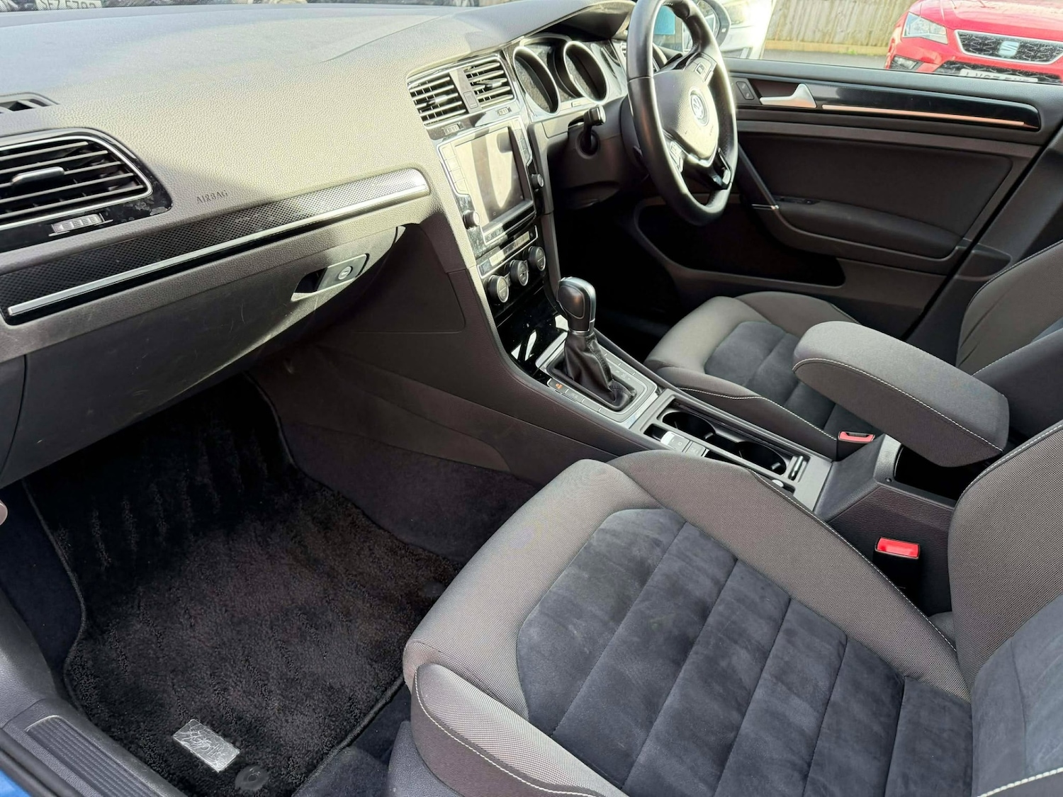 Used Volkswagen Golf 2014 for sale - 76958848: Photo 25