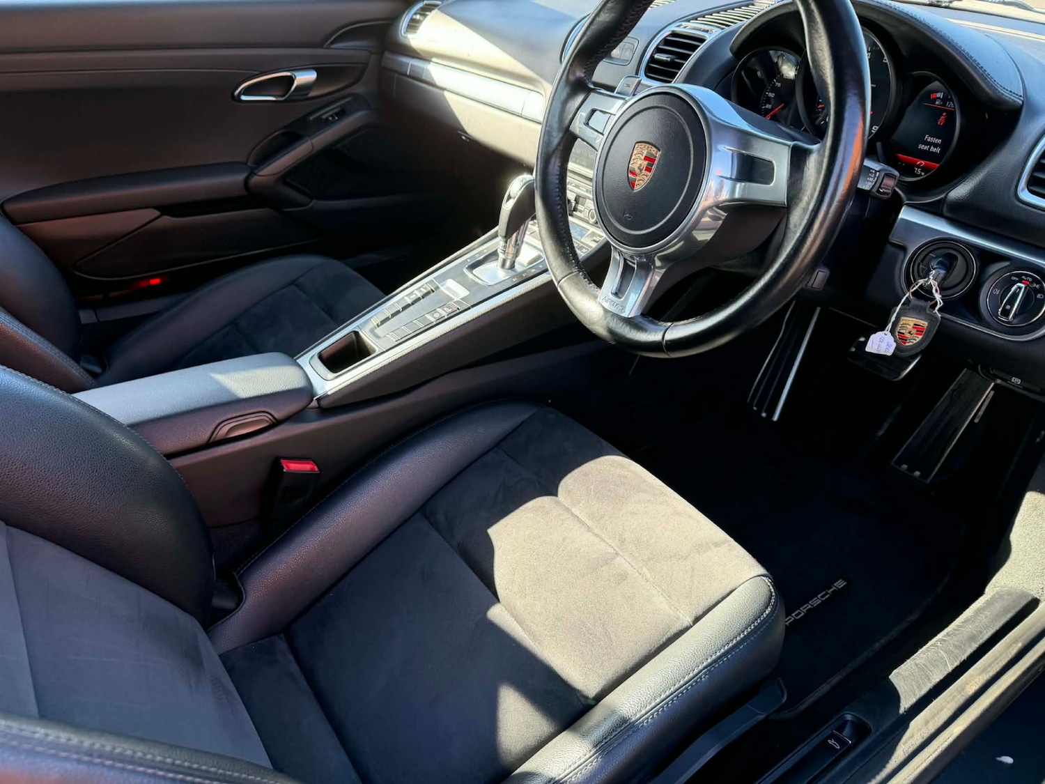 Used Porsche Cayman 2015 for sale - 77900817: Photo 10