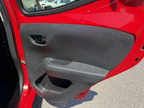 Used Toyota AYGO 2015 for sale - 75089046: Photo 34