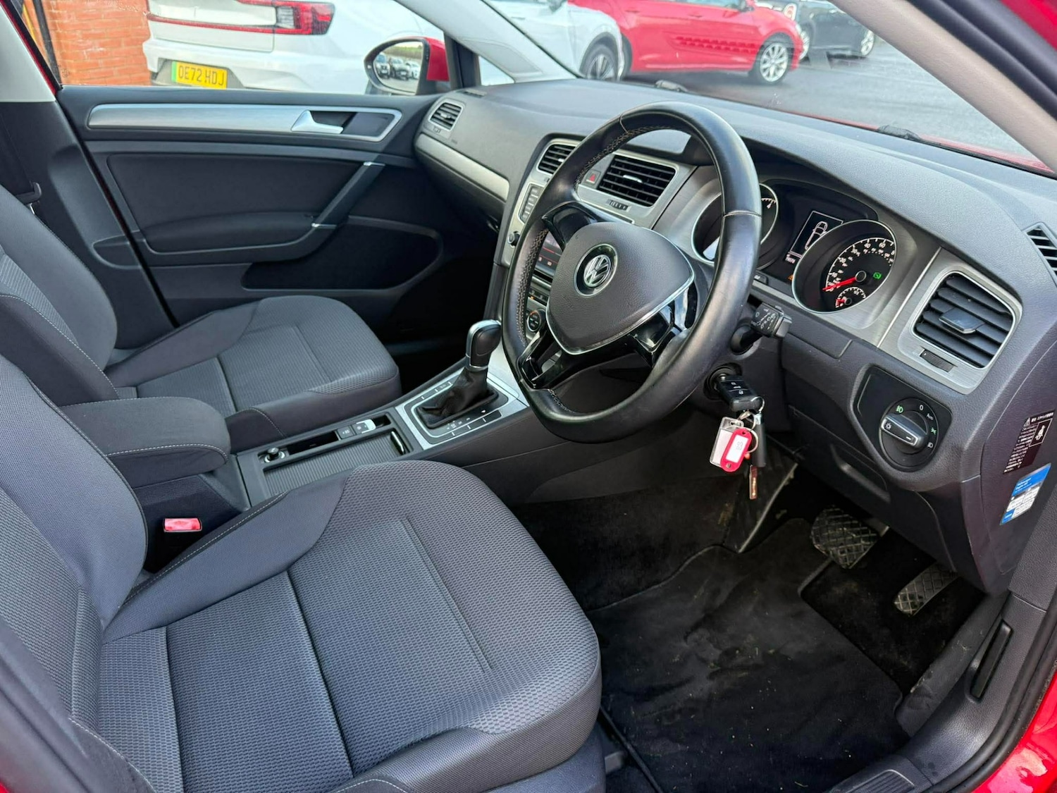 Used Volkswagen Golf 2015 for sale - 77323715: Photo 11