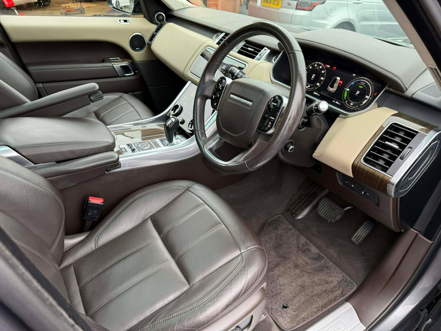 Used Land Rover Range Rover Sport 2018 for sale - 76720098: Photo 11