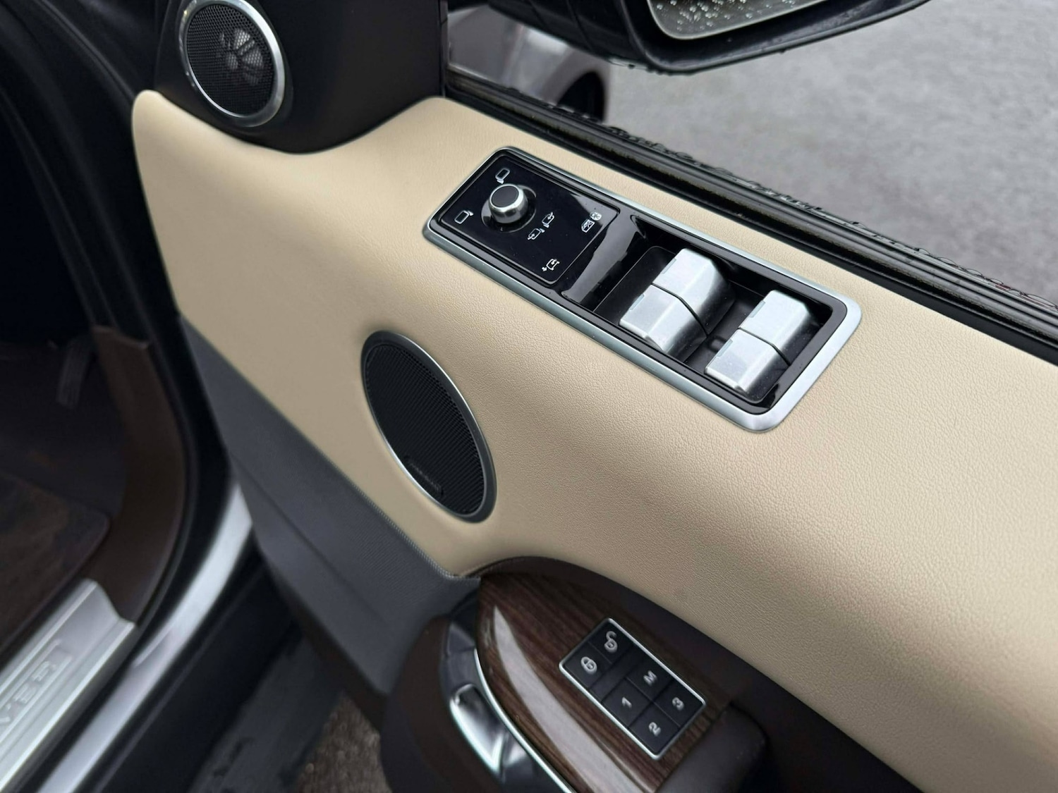 Used Land Rover Range Rover Sport 2018 for sale - 76720098: Photo 30