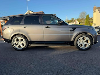 Used Land Rover Range Rover Sport 2018 for sale - 76720098: Photo