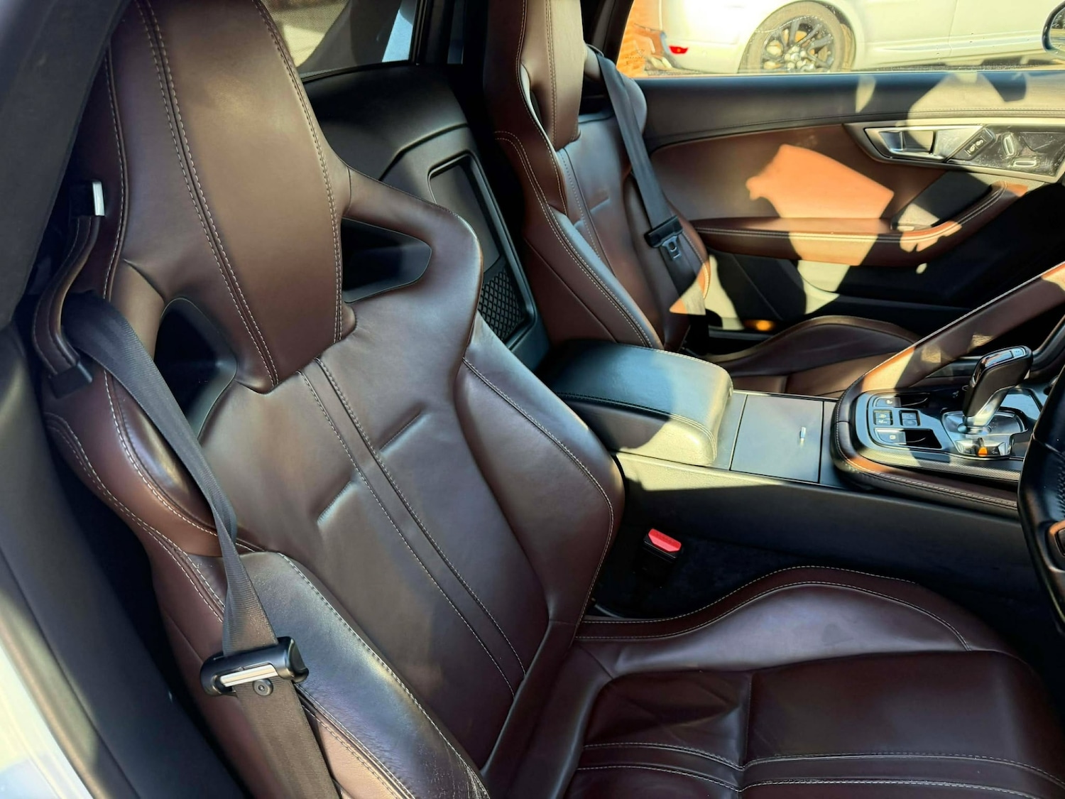 Used Jaguar F-Type 2013 for sale - 76720161: Photo 13