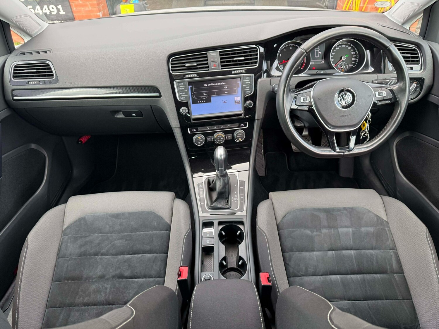 Used Volkswagen Golf 2014 for sale - 77323700: Photo 15