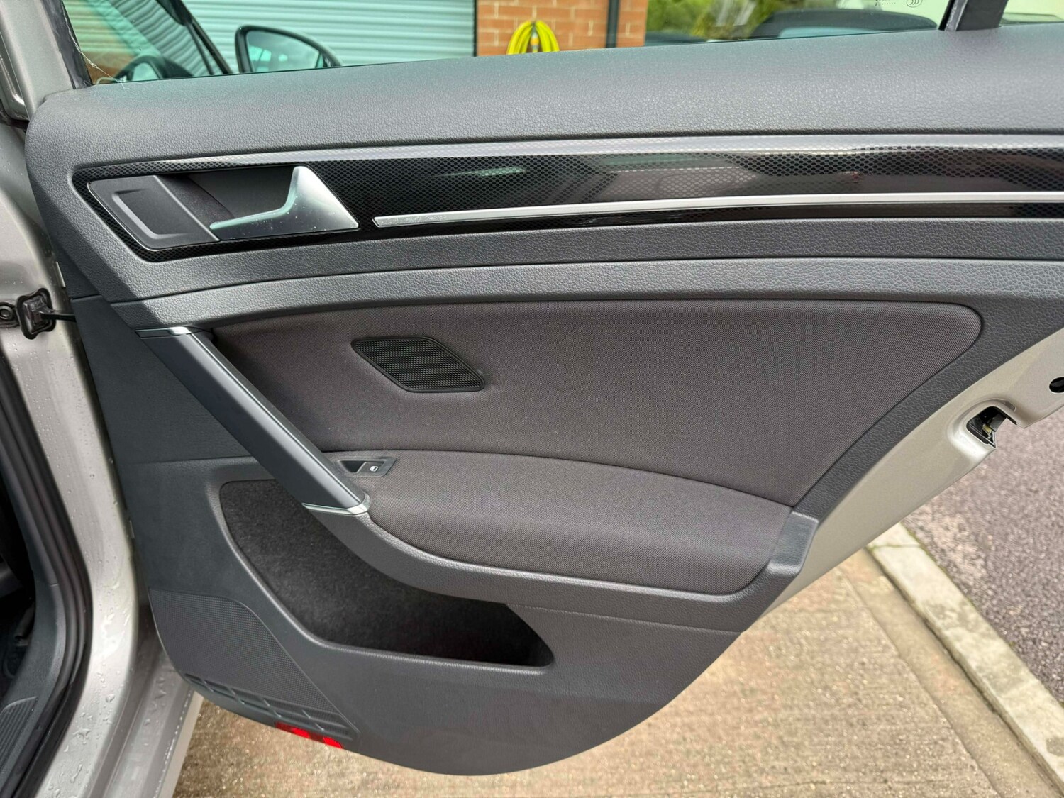 Used Volkswagen Golf 2014 for sale - 77323700: Photo 32