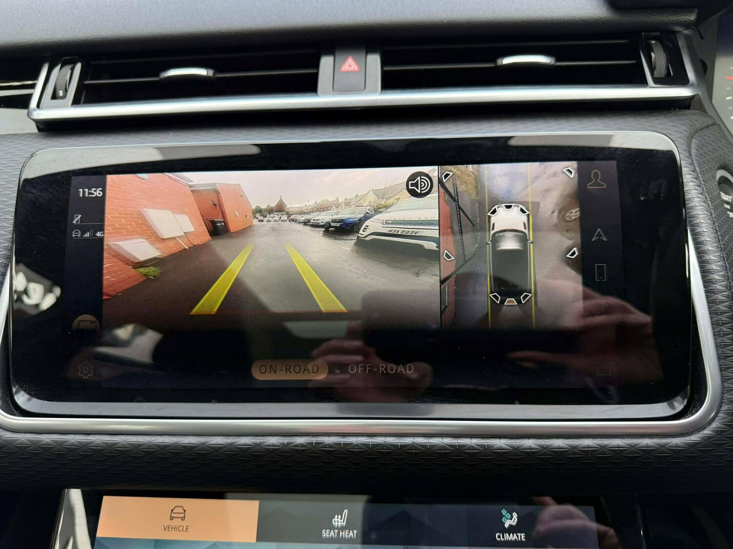 Used Land Rover Range Rover Velar 2021 for sale - 76846113: Photo 29