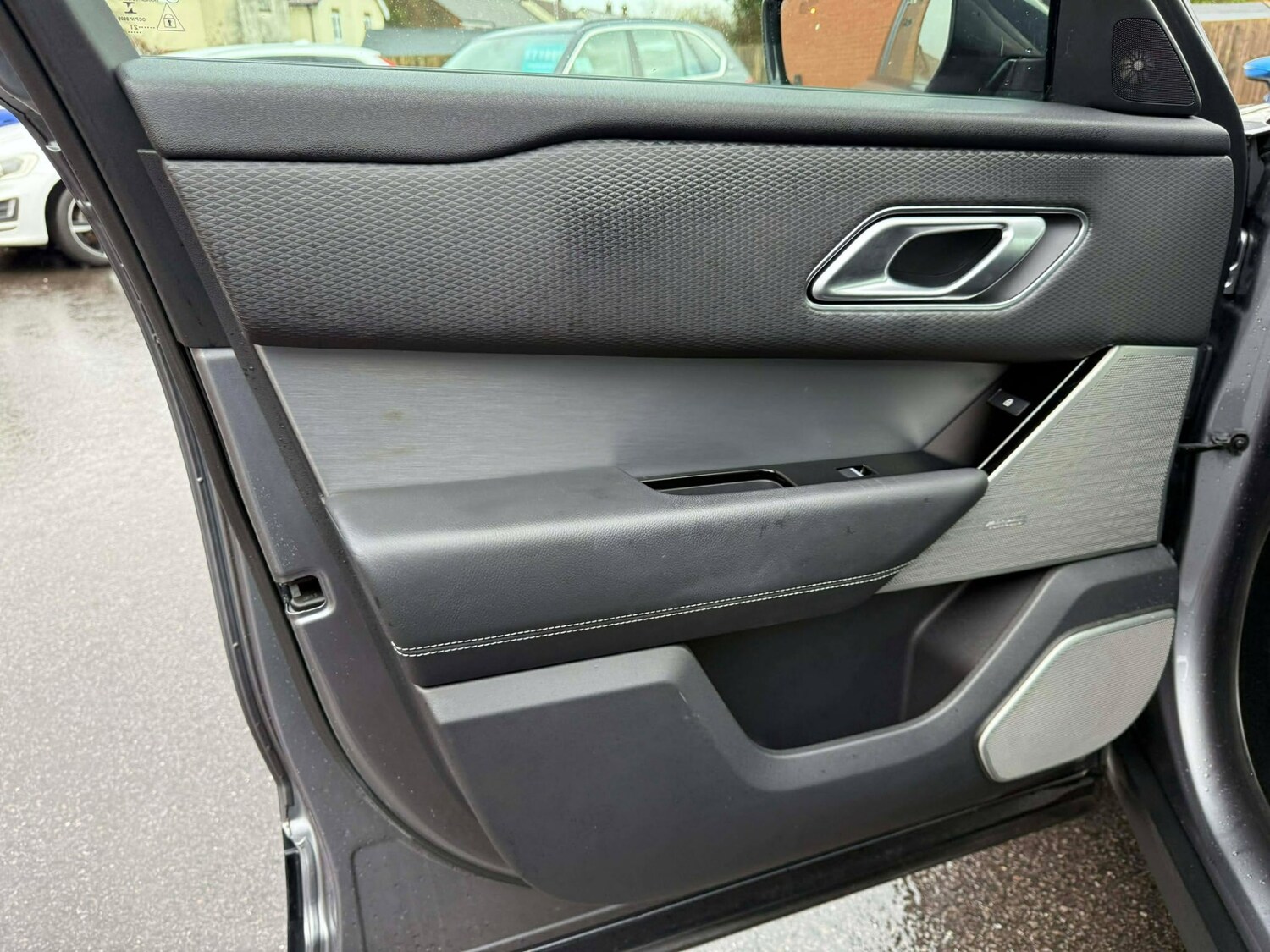 Used Land Rover Range Rover Velar 2021 for sale - 76846113: Photo 38