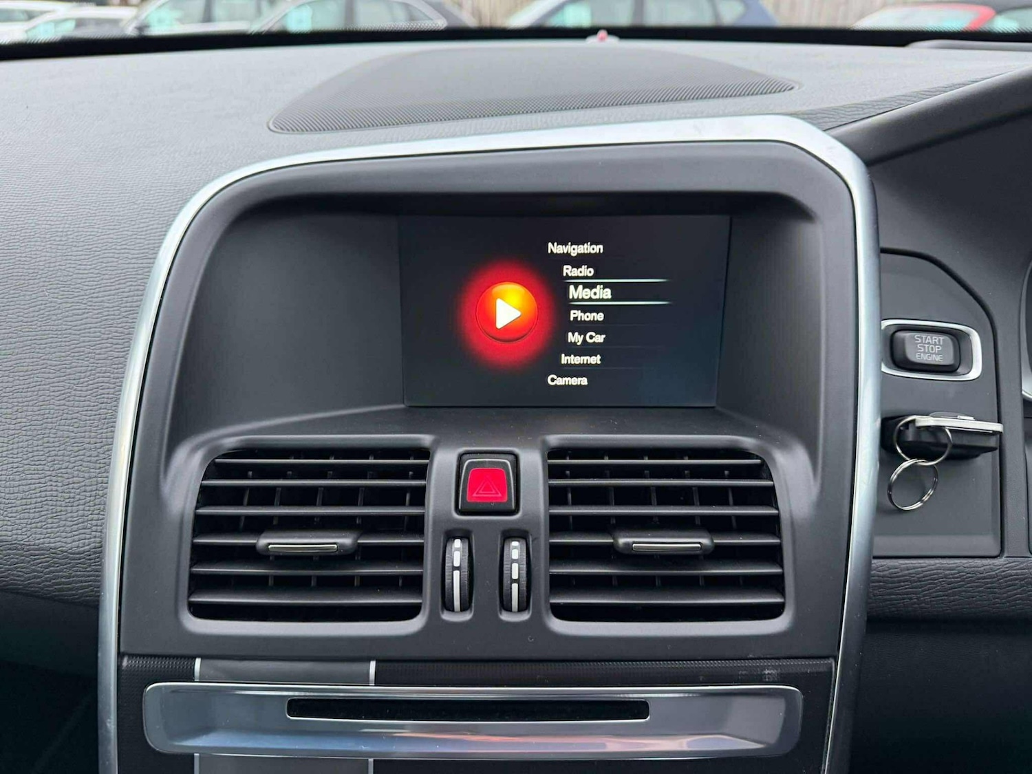 Used Volvo XC60 2014 for sale - 76570809: Photo 12