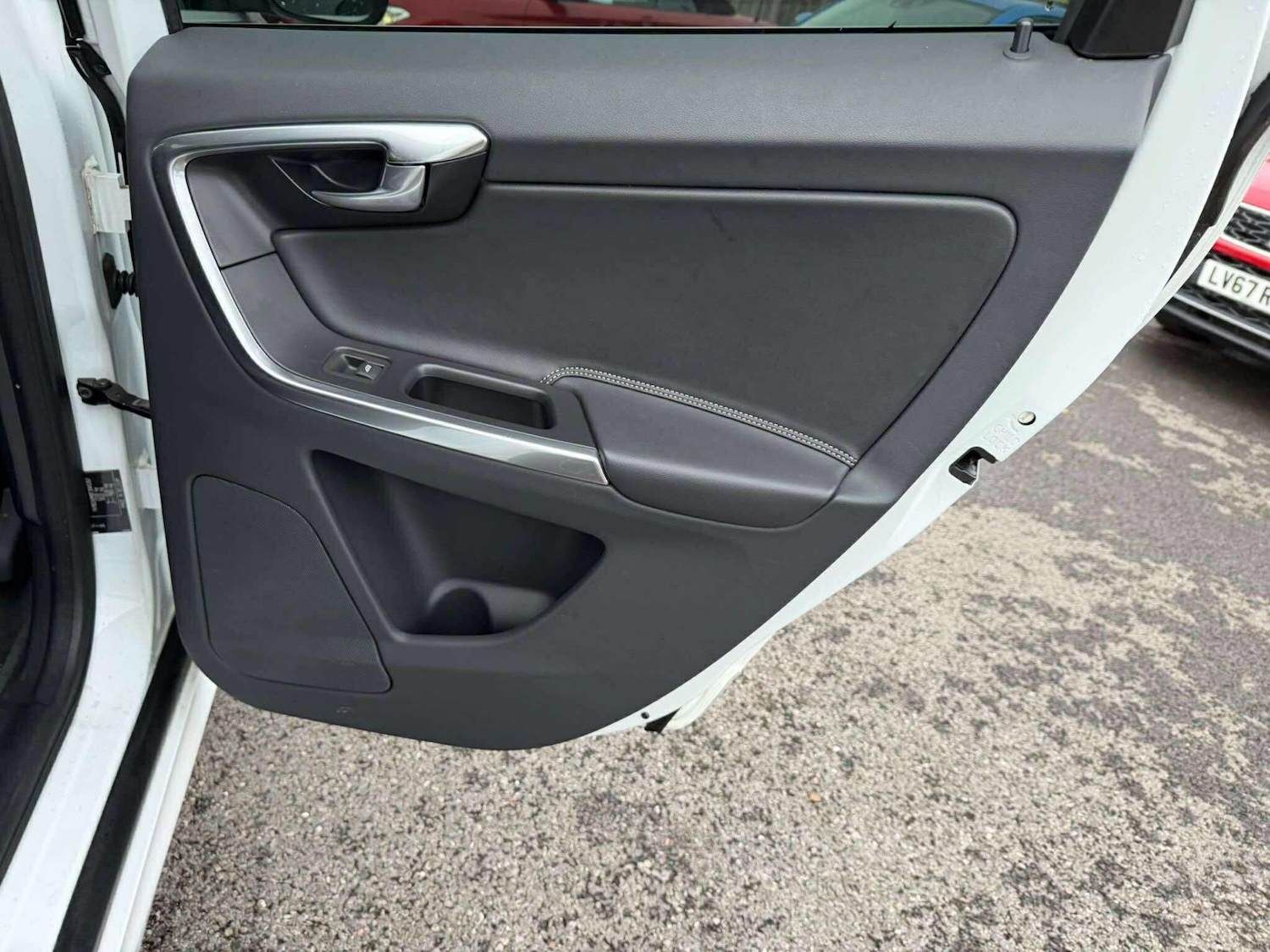 Used Volvo XC60 2014 for sale - 76570809: Photo 33