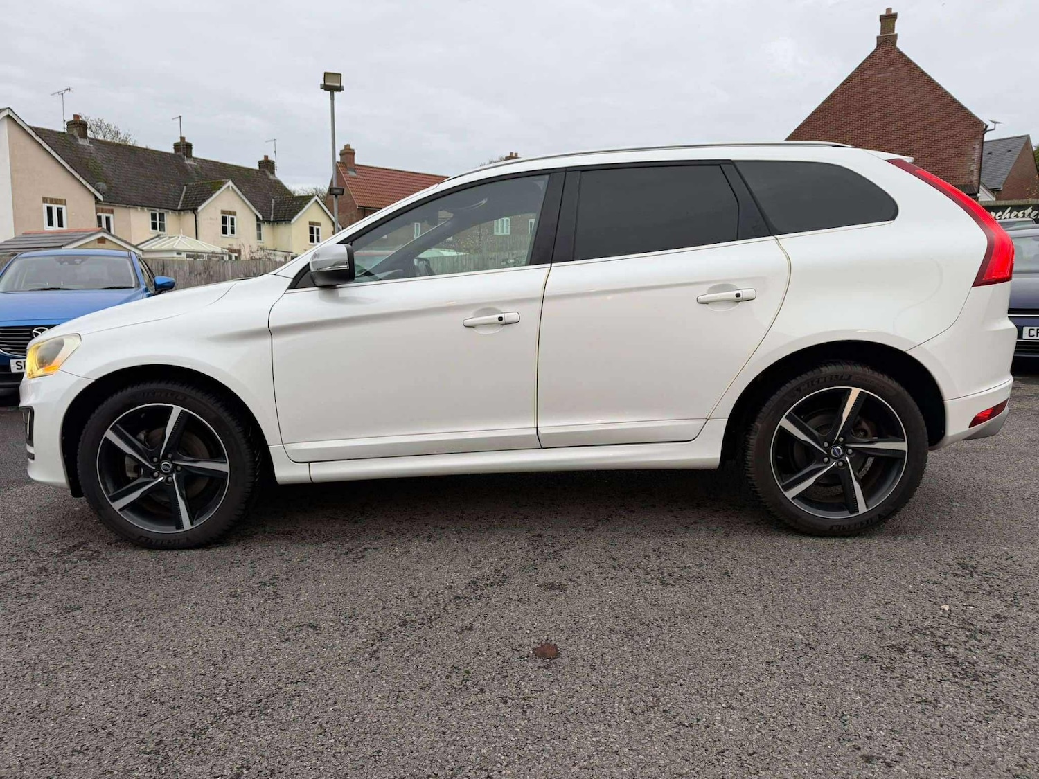 Used Volvo XC60 2014 for sale - 76570809: Photo 6