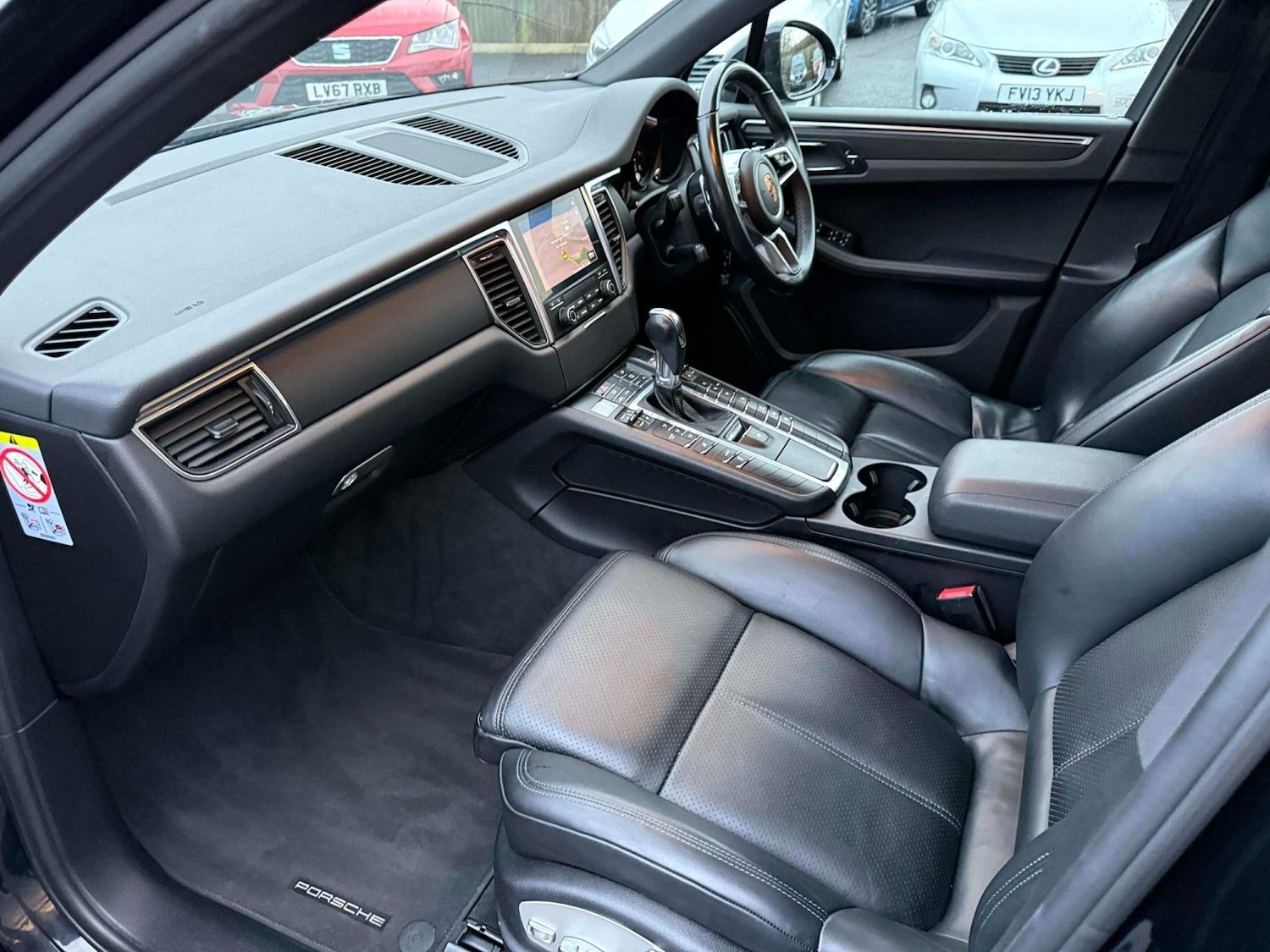 Used Porsche Macan 2018 for sale - 77028260: Photo 16