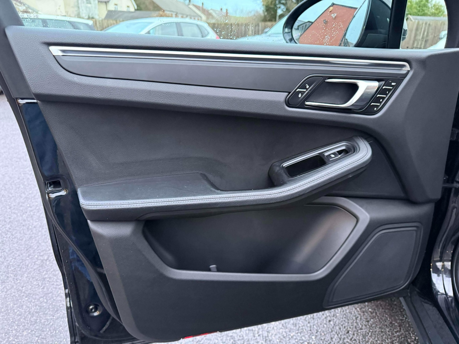 Used Porsche Macan 2018 for sale - 77028260: Photo 24