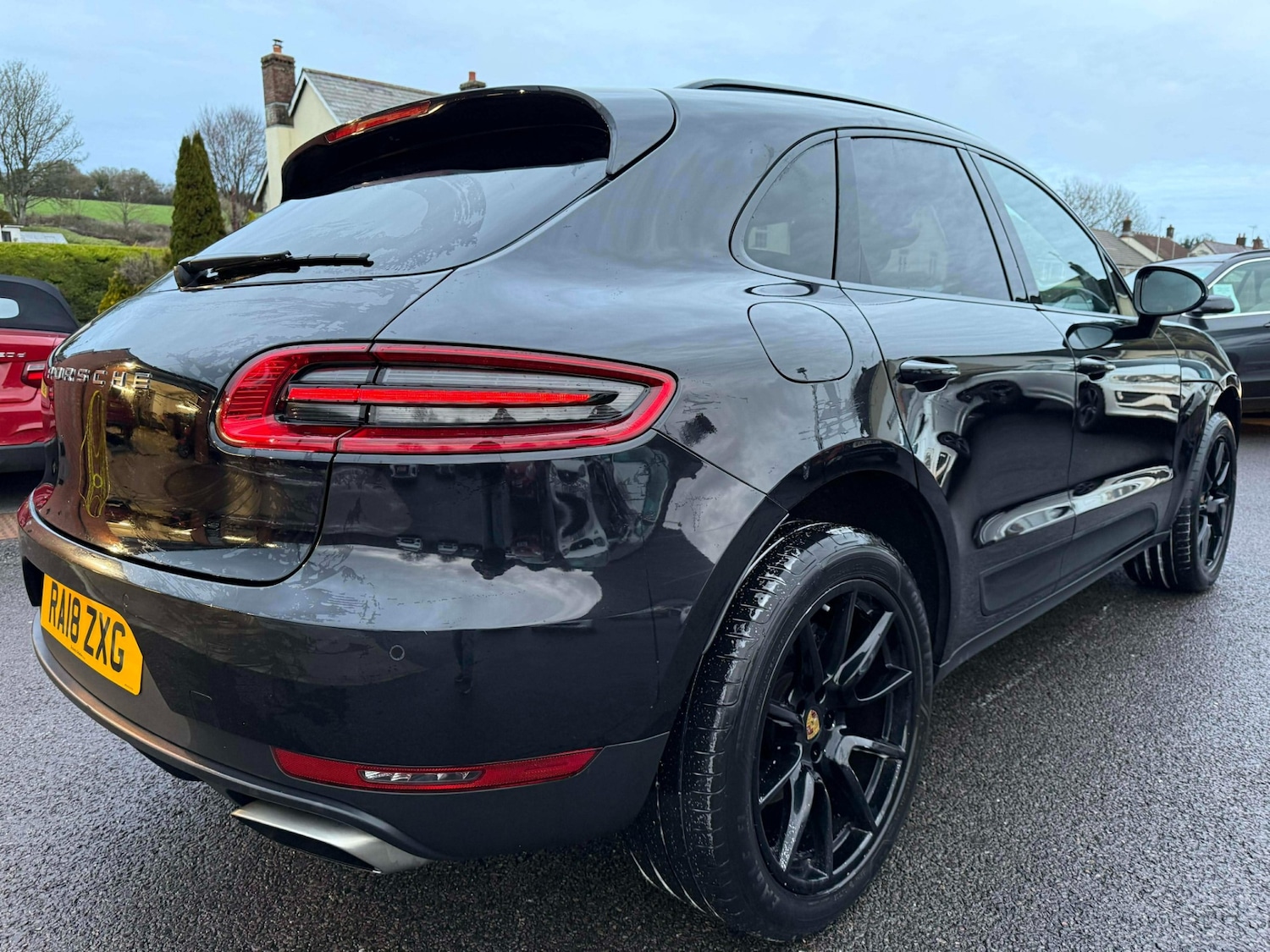 Used Porsche Macan 2018 for sale - 77028260: Photo 3