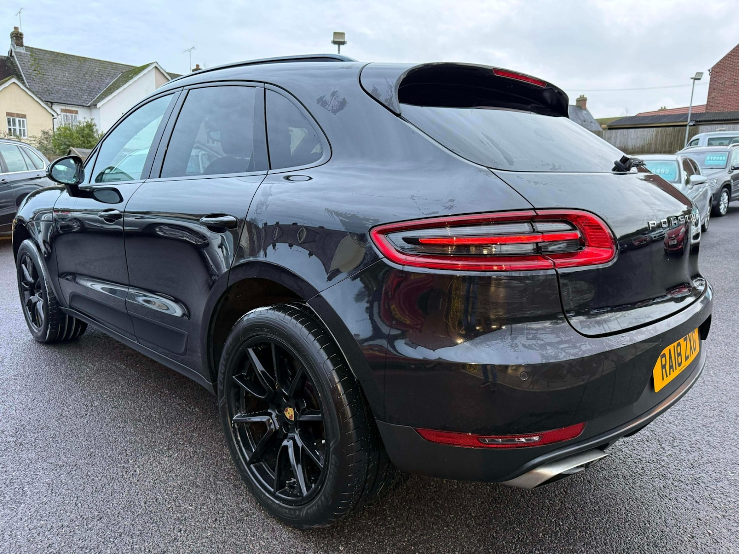 Used Porsche Macan 2018 for sale - 77028260: Photo 5