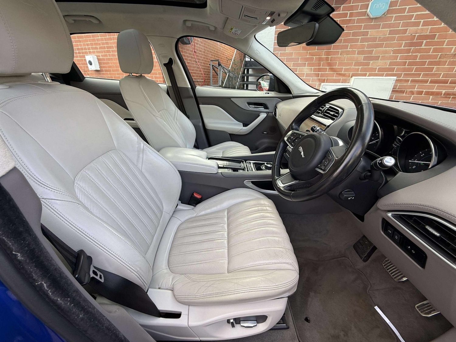 Used Jaguar F-Pace 2018 for sale - 76268687: Photo 11