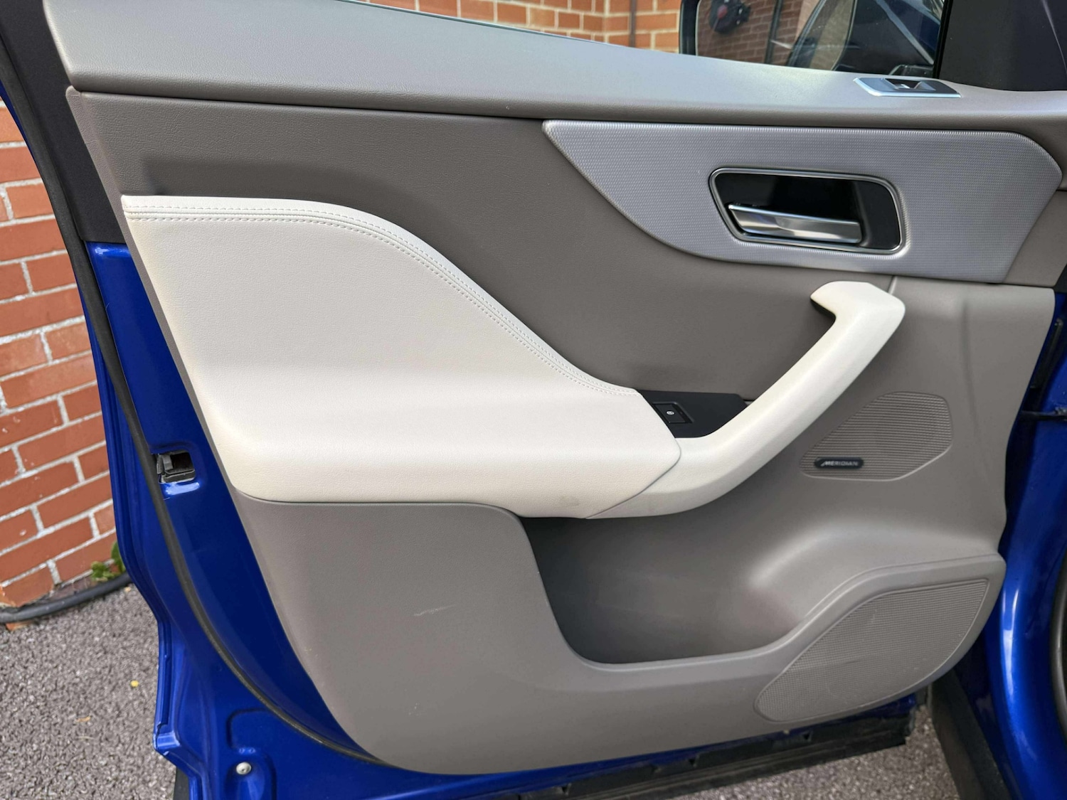 Used Jaguar F-Pace 2018 for sale - 76268687: Photo 37