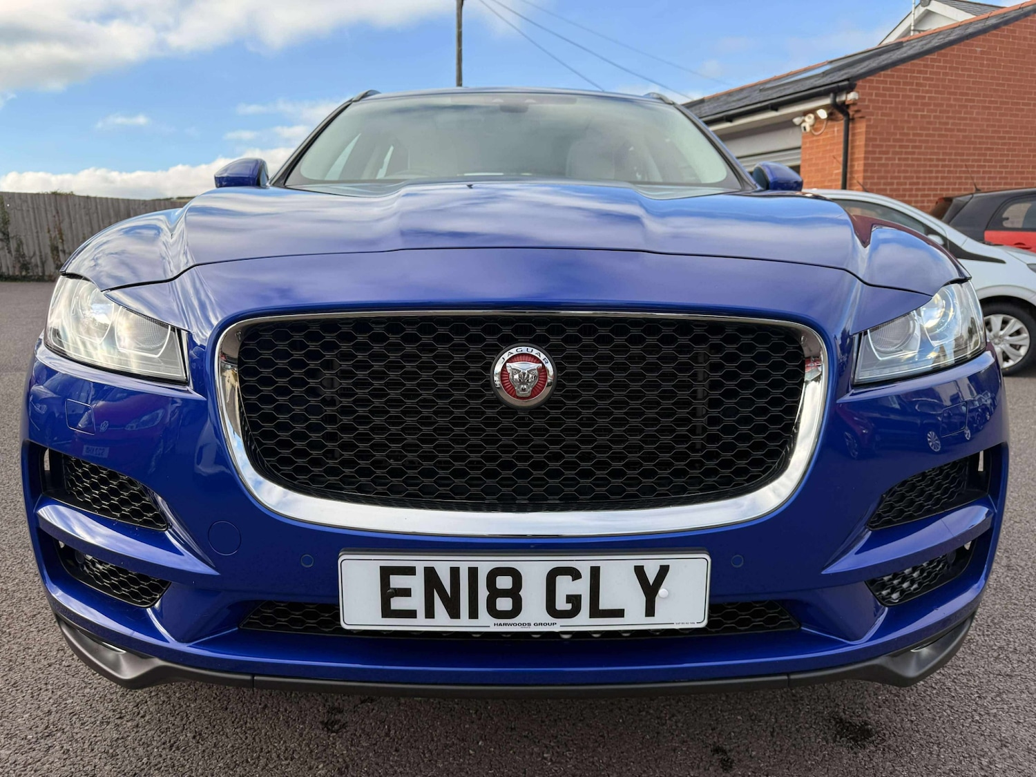 Used Jaguar F-Pace 2018 for sale - 76268687: Photo 8