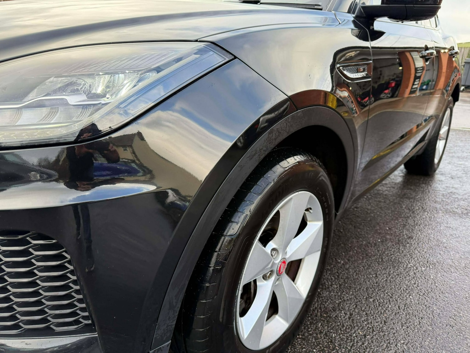 Used Jaguar E-Pace 2018 for sale - 76846125: Photo 38