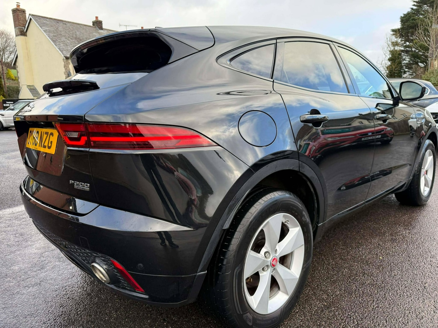 Used Jaguar E-Pace 2018 for sale - 76846125: Photo 4