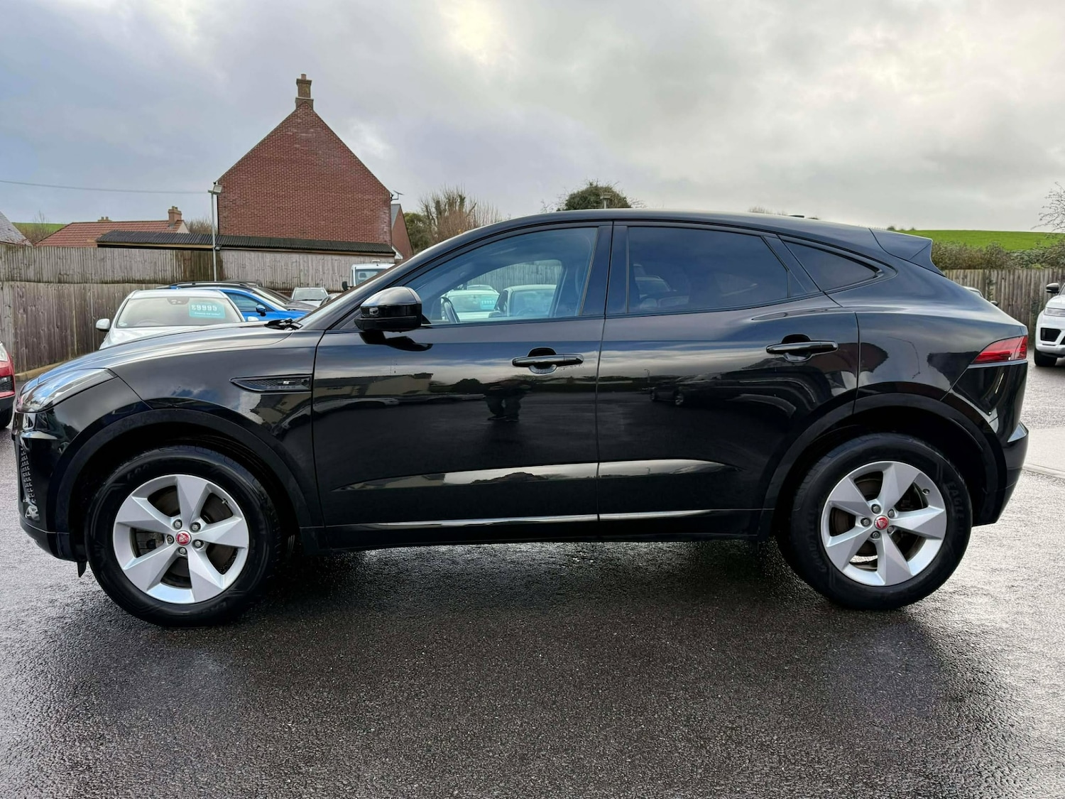 Used Jaguar E-Pace 2018 for sale - 76846125: Photo 7
