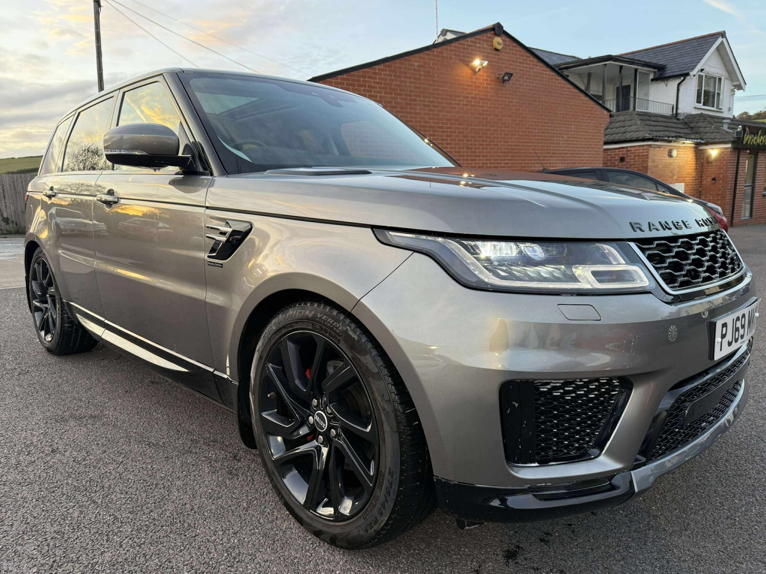 Used Land Rover Range Rover Sport 2019 for sale - 76397154: Photo 2