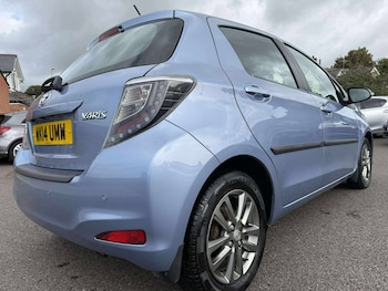 Used Toyota Yaris 2014 for sale - 75981810: Photo
