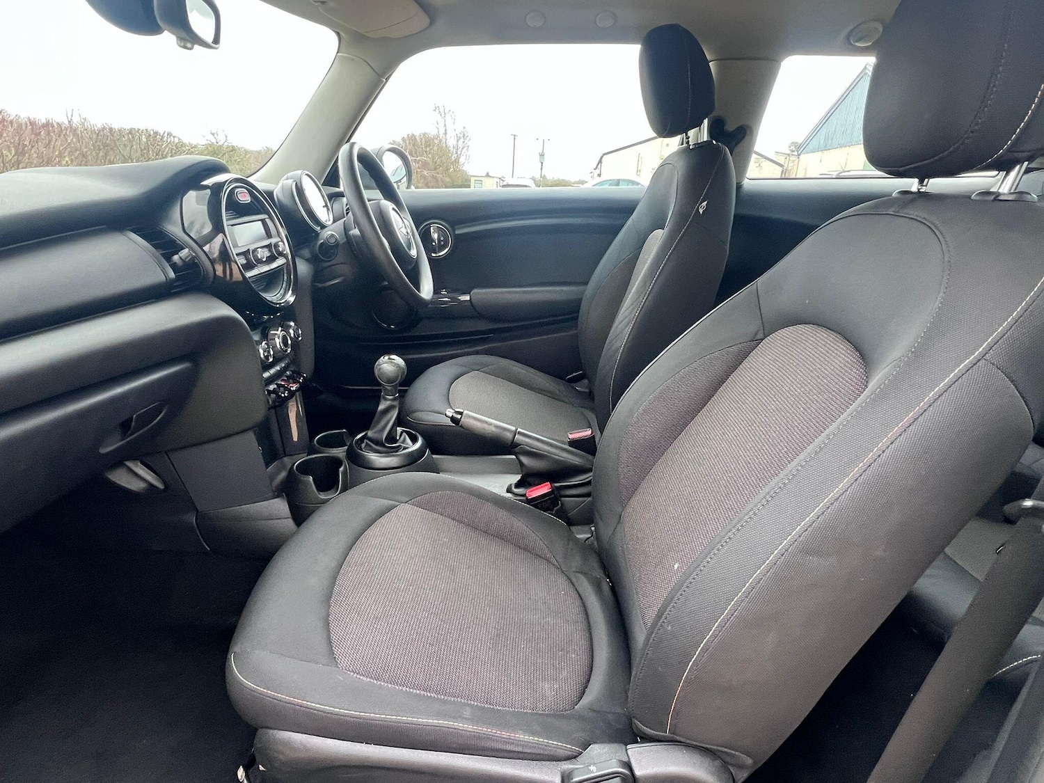 Used MINI Hatch 2015 for sale - 78100486: Photo 32