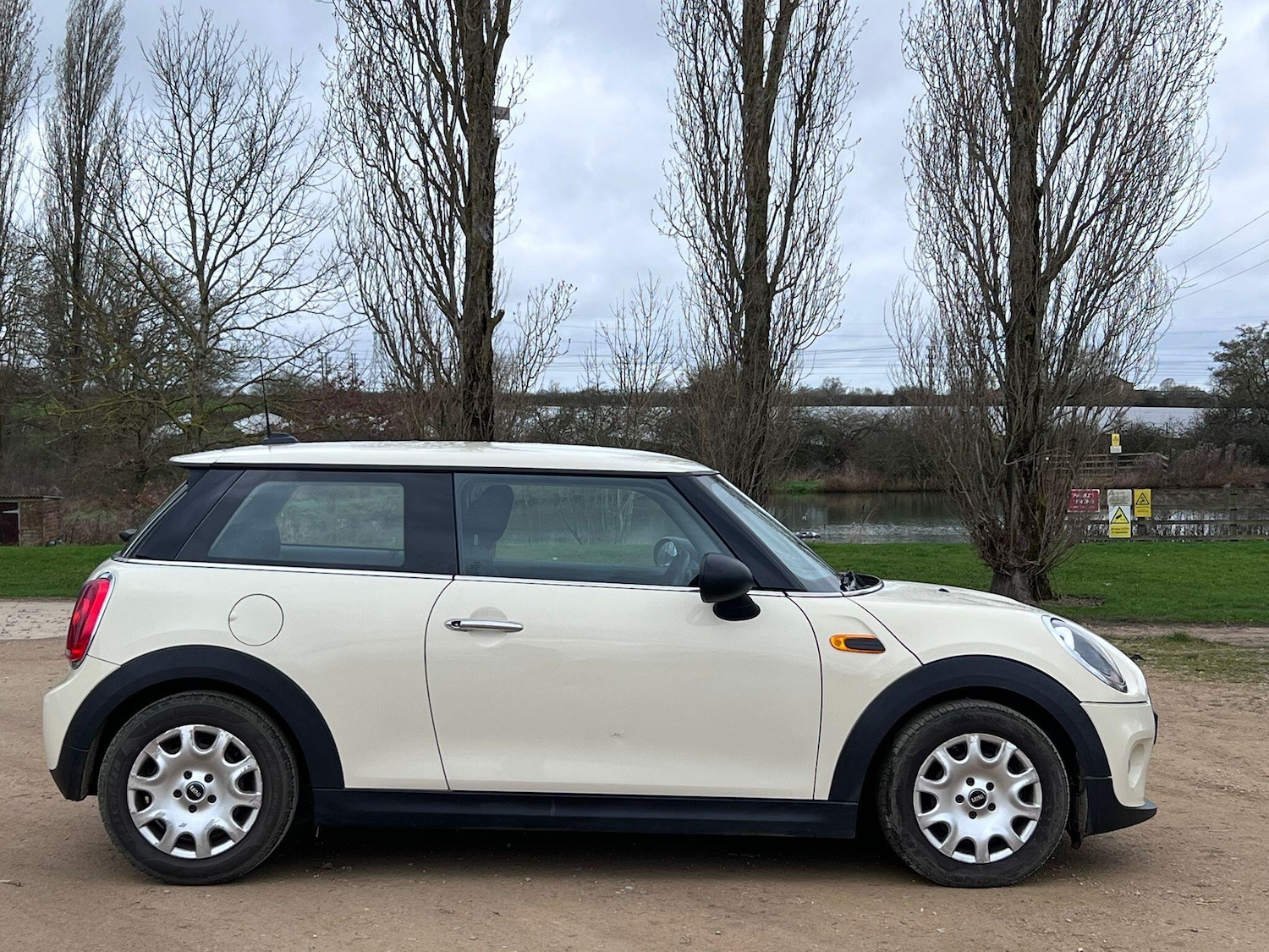 Used MINI Hatch 2015 for sale - 78100486: Photo 8