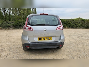 Used Renault Scenic 2010 for sale - 78481263: Photo