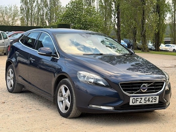 Used Volvo V40 2013 for sale - 78675952: Photo