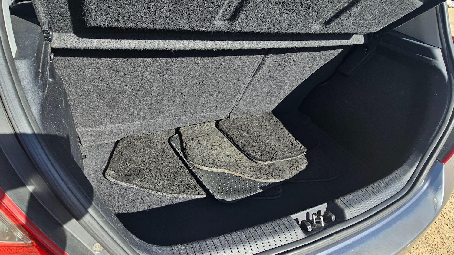 Used Hyundai i20 2010 for sale - 78101464: Photo 25