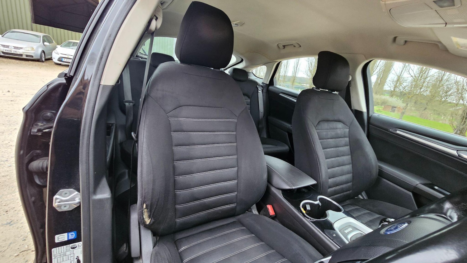 Used Ford Mondeo 2015 for sale - 78099913: Photo 14