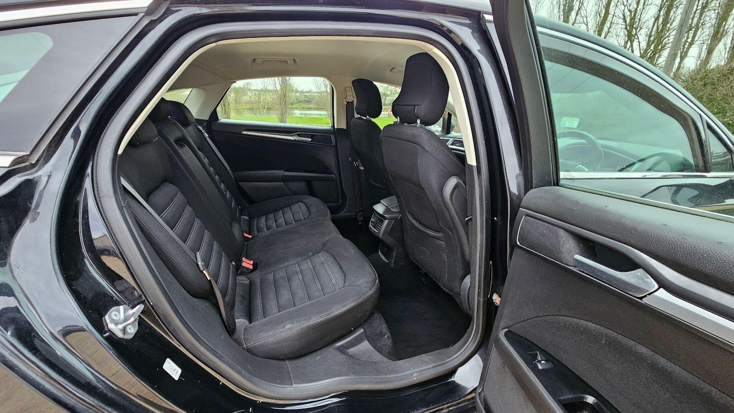 Used Ford Mondeo 2015 for sale - 78099913: Photo 17