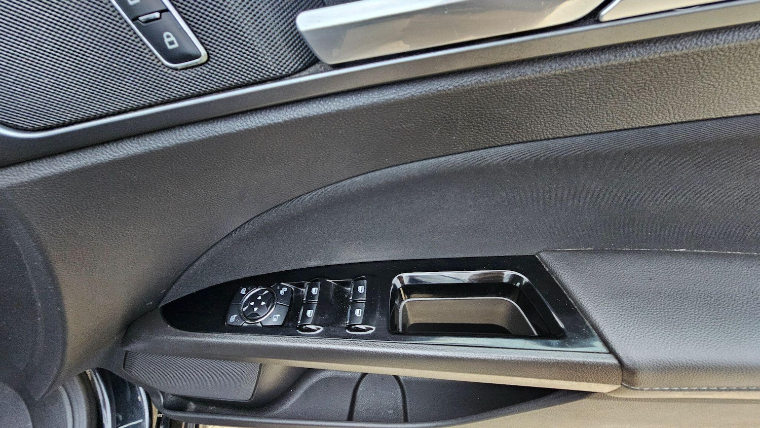 Used Ford Mondeo 2015 for sale - 78099913: Photo 20