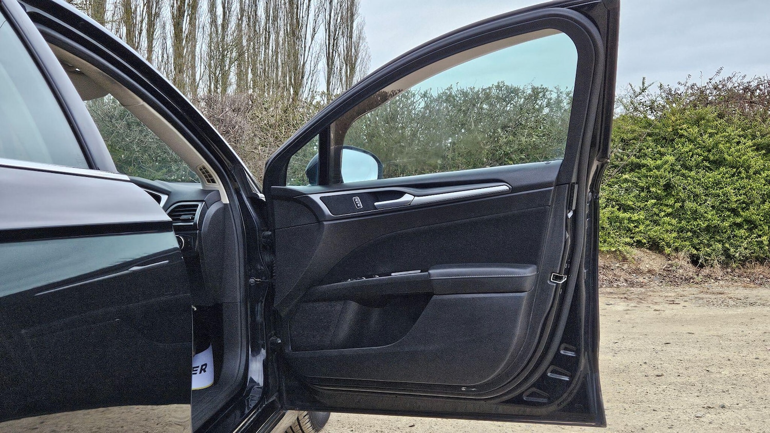 Used Ford Mondeo 2015 for sale - 78099913: Photo 24