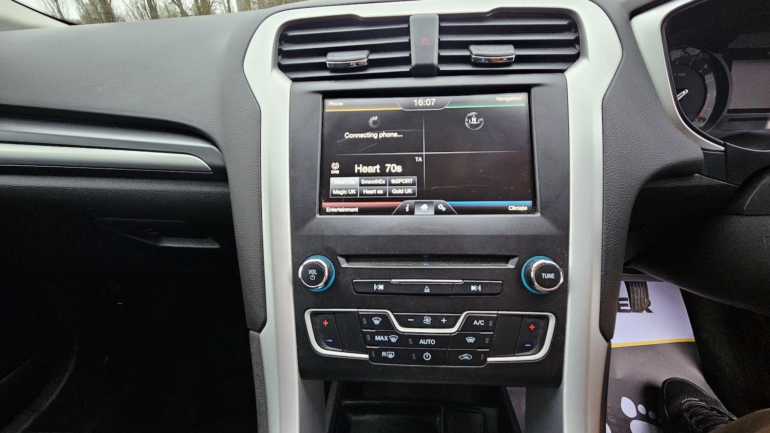 Used Ford Mondeo 2015 for sale - 78099913: Photo 26