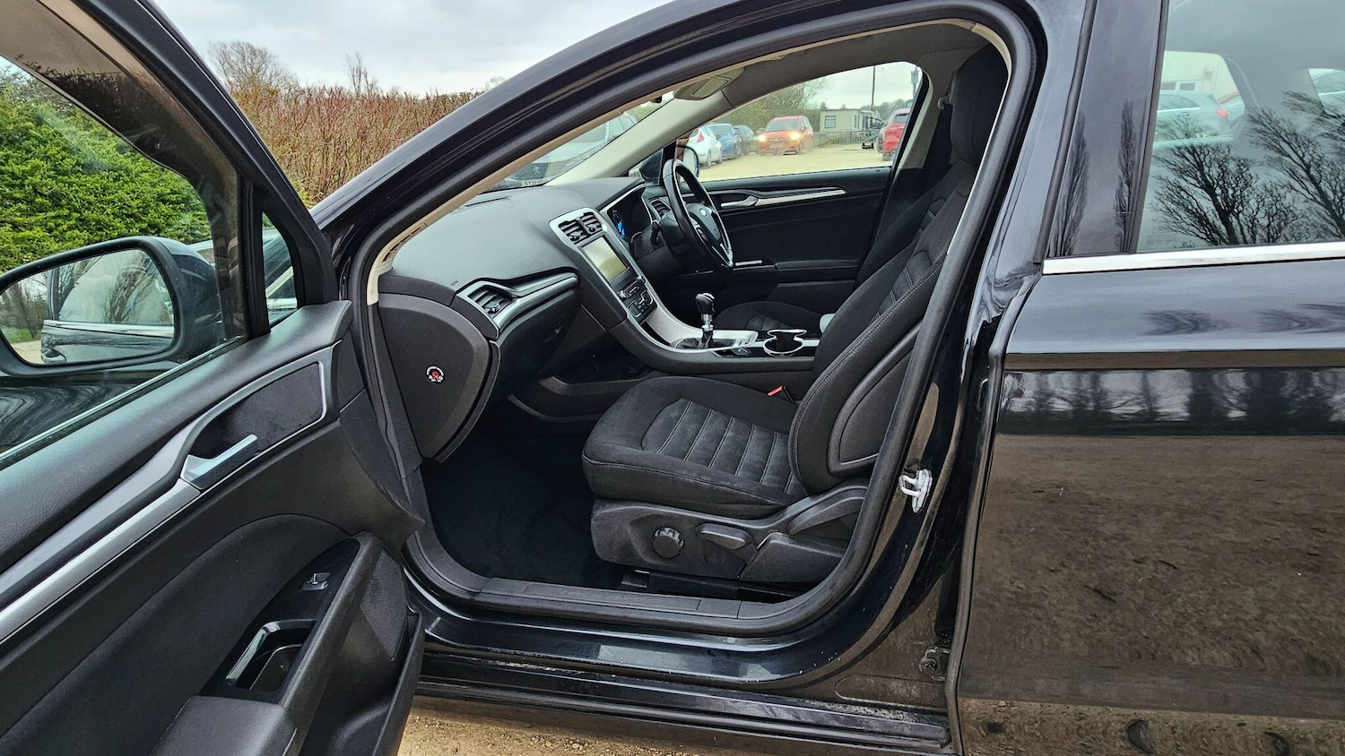 Used Ford Mondeo 2015 for sale - 78099913: Photo 30