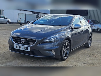 Used Volvo V40 2014 for sale - 78348385: Photo
