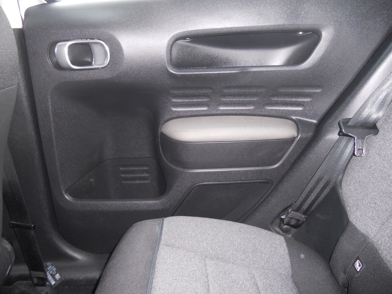 Used Citroen C4 Cactus 2018 for sale - 75918531: Photo 14