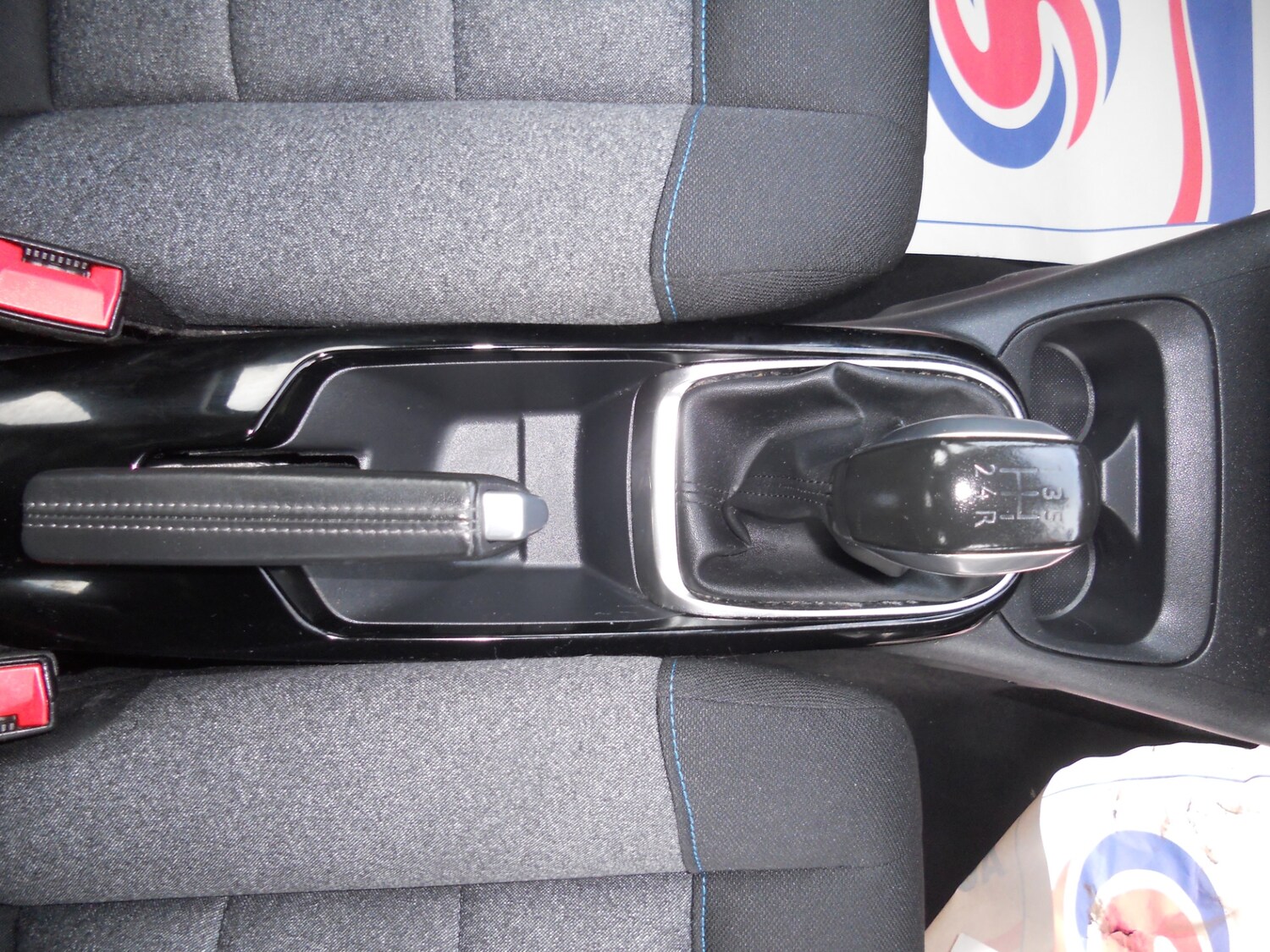 Used Citroen C4 Cactus 2018 for sale - 75918531: Photo 17