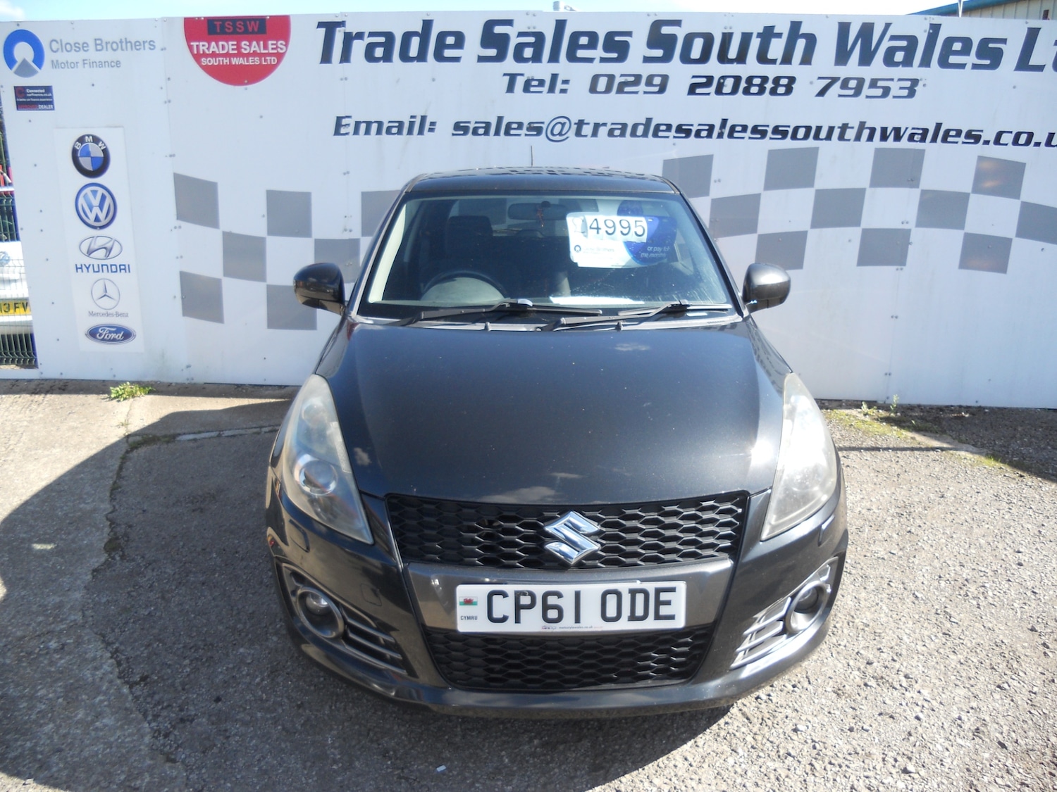 Used Suzuki Swift 2012 for sale - 75918678: Photo 2