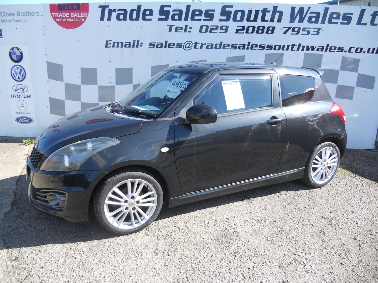 Used Suzuki Swift 2012 for sale - 75918678: Photo 3
