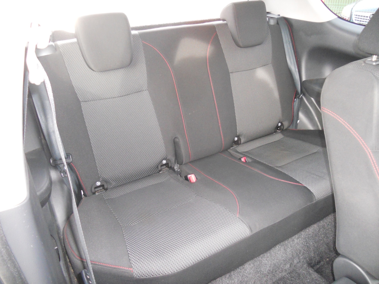 Used Suzuki Swift 2012 for sale - 75918678: Photo 8