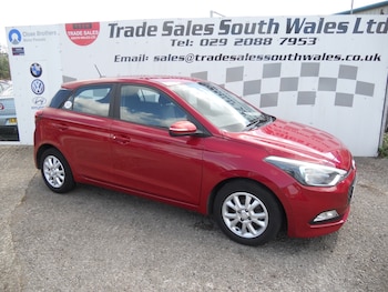 Used Hyundai i20 2017 for sale - 75535677: Photo