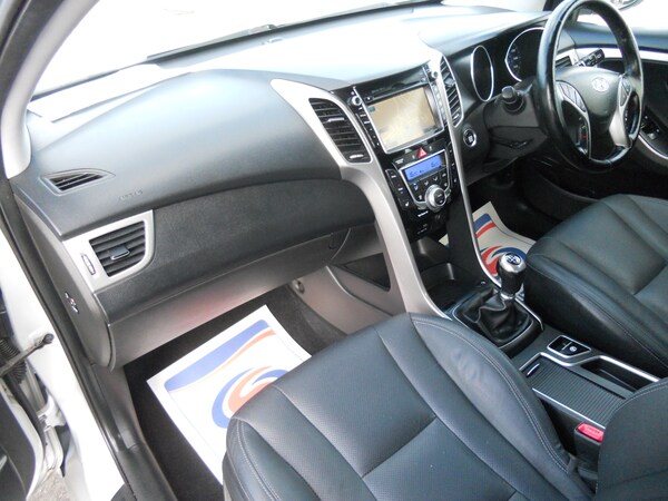 Used Hyundai i30 2016 for sale - 75639859: Photo 24