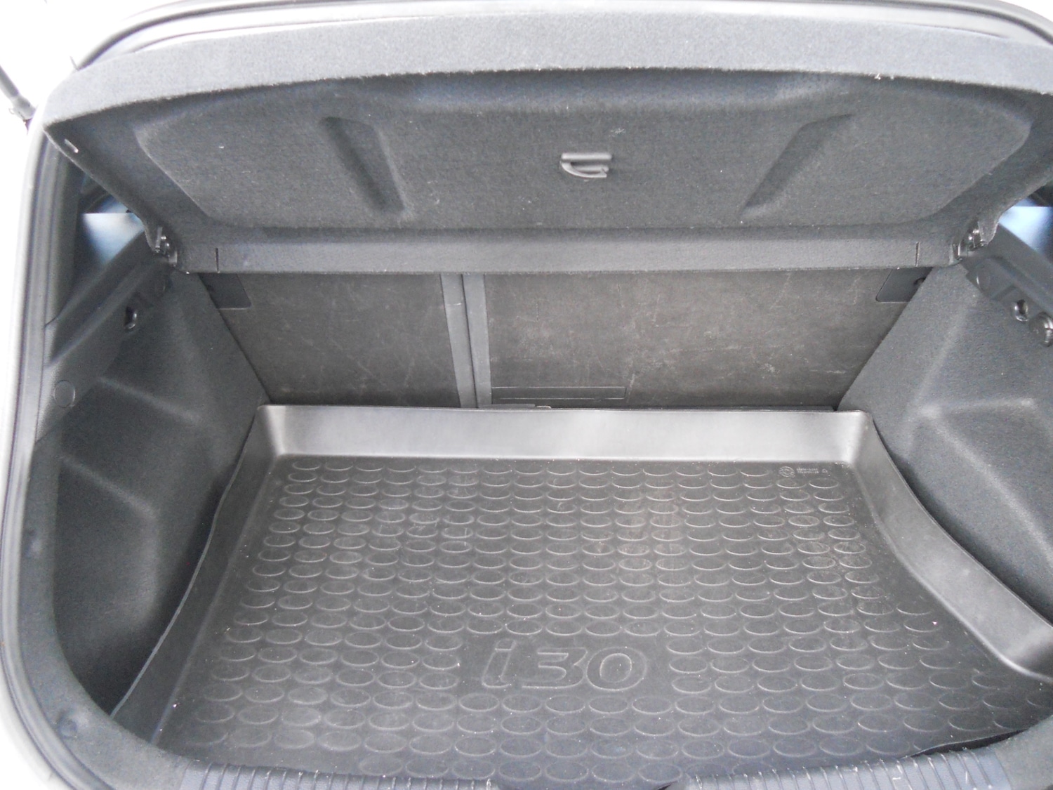 Used Hyundai i30 2016 for sale - 75639859: Photo 25